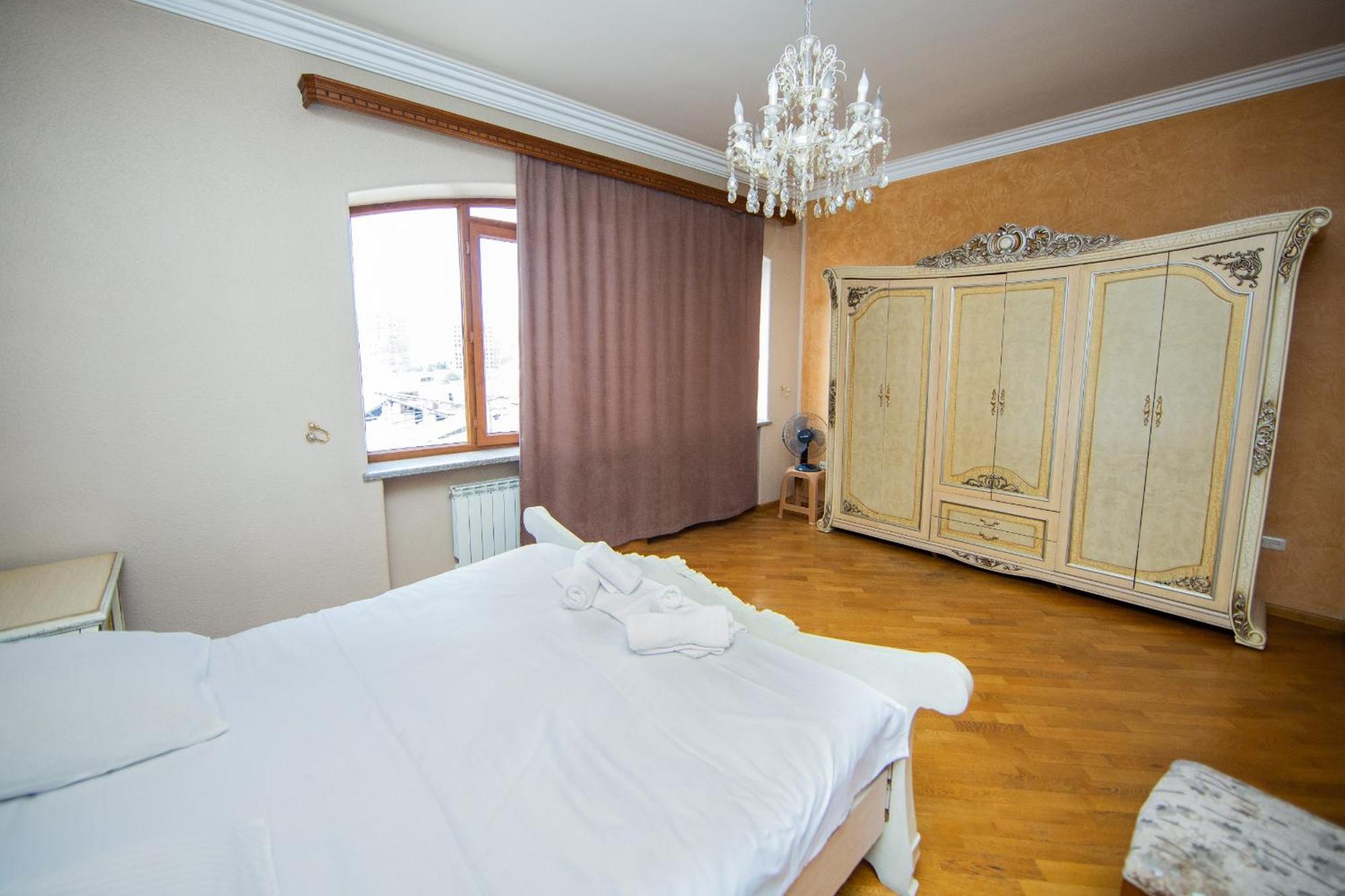 Centre Hotel-Hostel Jerevan Exteriör bild